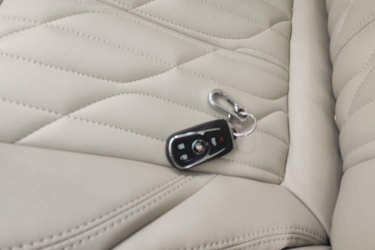 Used Buick GL8 2023 ES Lu Zun Comfort Model