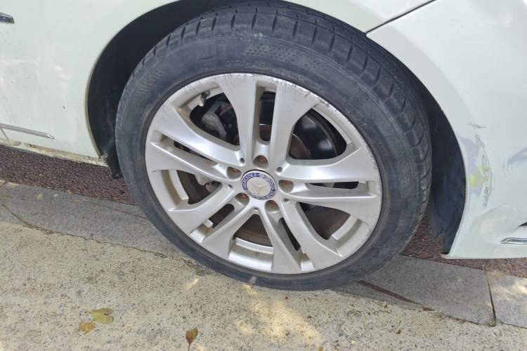 Used Mercedes-Benz C-Class 2011 C 200 CGI Fashion Model