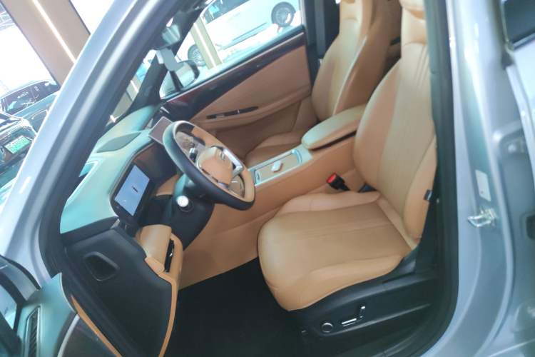 Used Geely Galaxy L7 2025 EM-i 115km Exploration+ Edition
