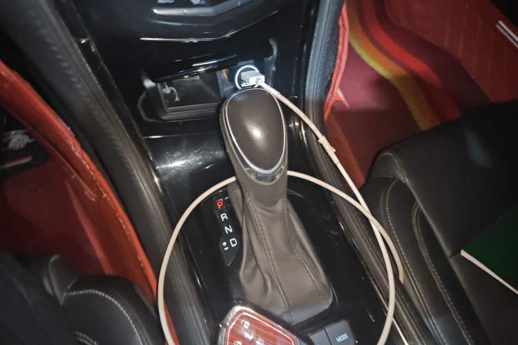 Used Cadillac ATS-L 2016 28T Fashion Edition Gear Lever