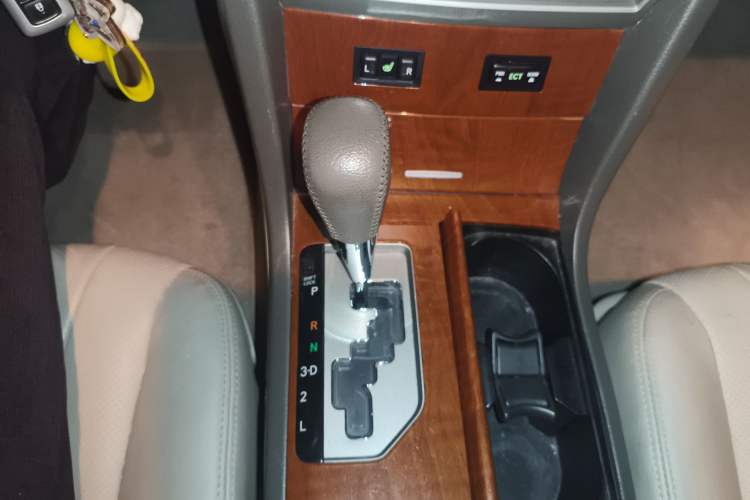 Used Toyota Camry 2013 200G Classic Luxury Edition