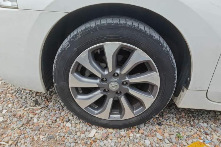 Used Nissan Teana 2014 Duke 2.5L XV Glory Edition Exterior 4