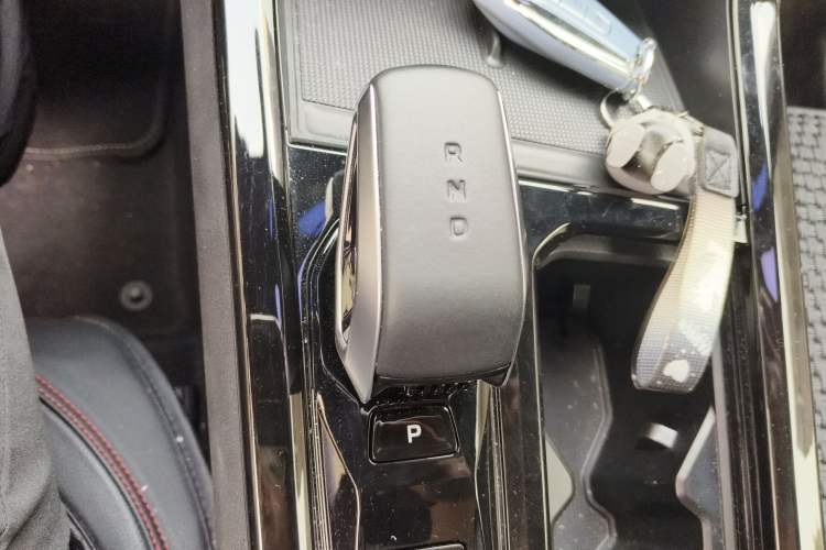 Used Geely Auto Emgrand X7 Sport 2023 Boyue COOL 1.5TD Smart Model Gear Lever