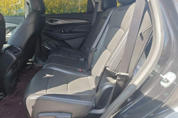 Used Buick Enclave 2022 652T Two-Wheel-Drive Prestige 7-Seater
