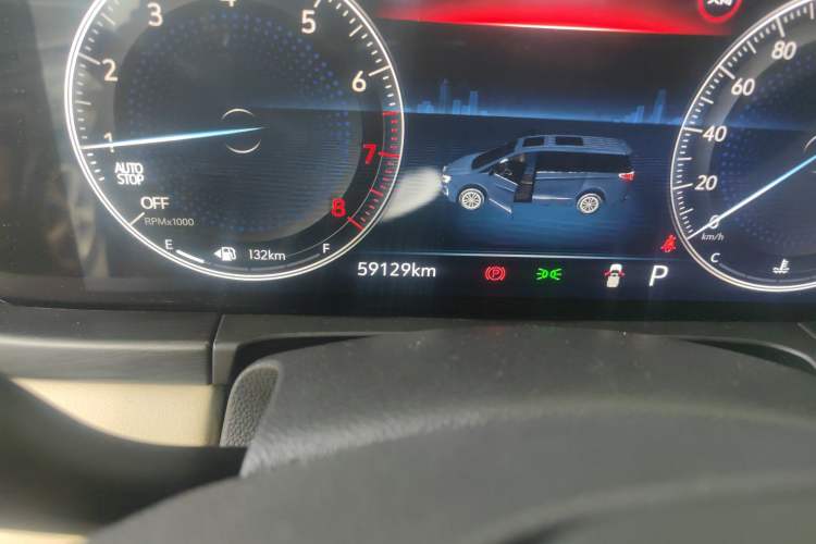 Used Buick GL8 2023 ES Lu Zun Luxury Model Odometer Close Up