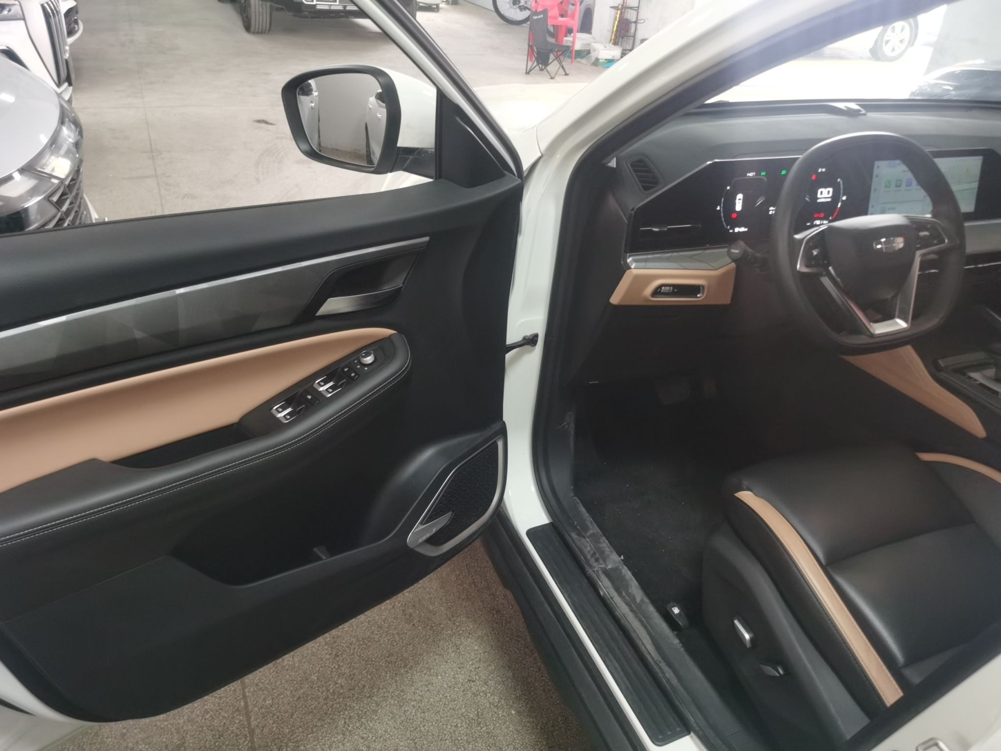 Geely Auto Haoyue PRO 2024 1.5T DCT Zongheng+ — снимка 18