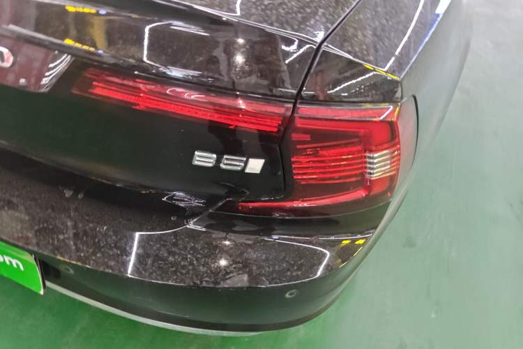 Used Volvo S90 2024 B5 Zhiyuan Luxury Edition Right Rear Taillight