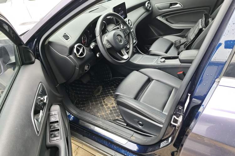 Used Mercedes-Benz GLA 2018 GLA 200 Fashion Model
