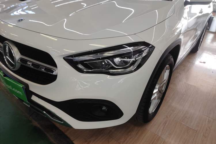 Used Mercedes-Benz GLA 2023 GLA 200 Left Front Headlight