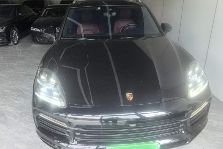 Used Porsche Cayenne E-Hybrid 2019 Cayenne E-Hybrid 2.0T Front