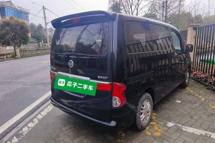 Used Nissan NV200 2011 1.6L 232 Seats Zunya Trim Exterior 5
