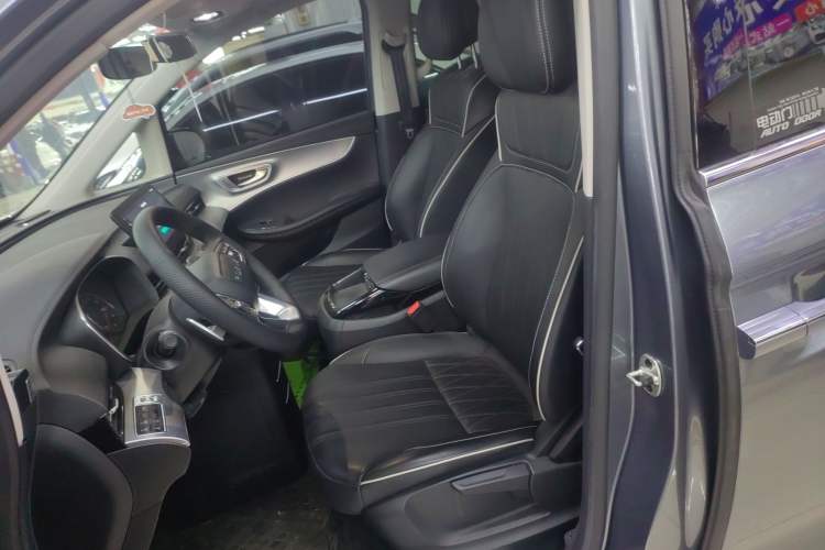 Used Roewe iMAX8 2022 Model 400TGI Exclusive Version for Key Accounts