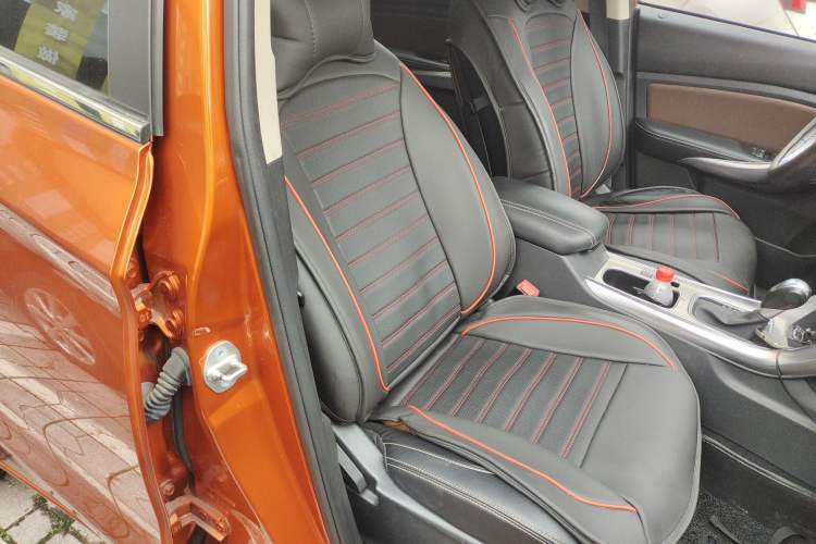 Used BYD Song 2016 GaiShi Edition 1.5TID Automatic Elite Model
