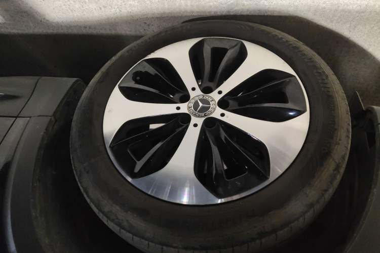 Used Mercedes-Benz GLB 2022 Updated GLB 200 Fashion Edition
