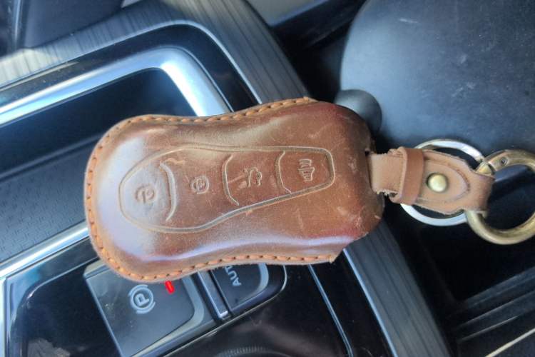 Used Geely Auto Emgrand X7 Sport 2020 1.8TD DCT ZhiZun PRO Interior 1