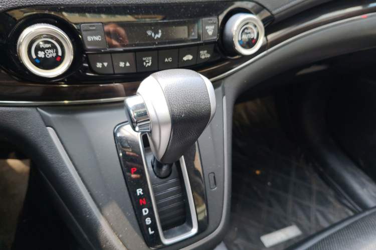 Used Honda CR-V 2015 2.4L Four-Wheel Drive Prestige Edition