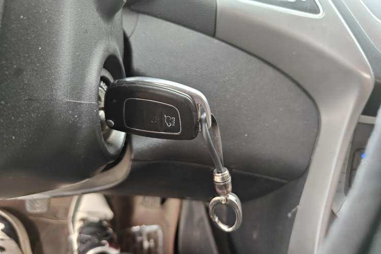 Used Hyundai Elantra (5th Generation / Langdong) 2015 1.6L Manual Fashion Edition
