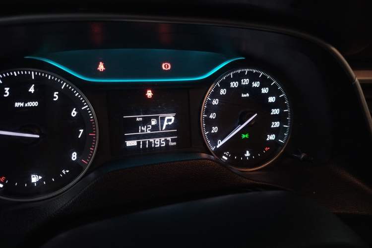 Used Buick GT 2018 15T Dual-Clutch Advanced Model China V Standard Instrument Cluster