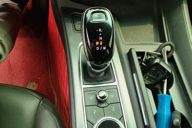 Used Cadillac CT5 2020 Revised Version 28T Luxury Edition Gear Lever