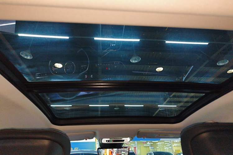 Used Buick LaCrosse 2025 28T Platinum Edition