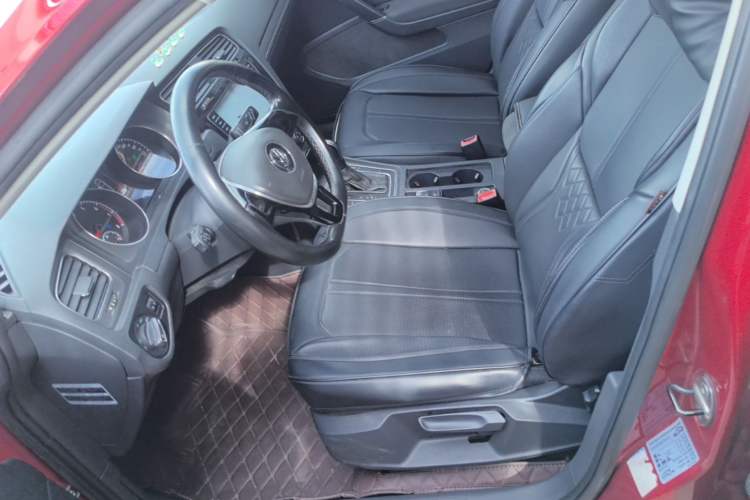 Used Volkswagen Golf 2015 1.6L Automatic Comfort Model
