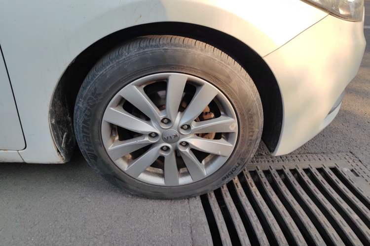 Used Kia K3 2015 1.6L Manual GLS