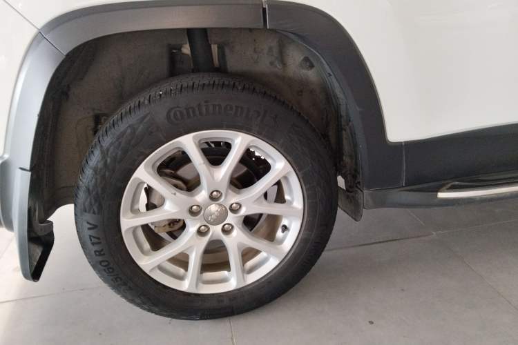 Used Jeep Cherokee 2017 2.0L Superior Edition