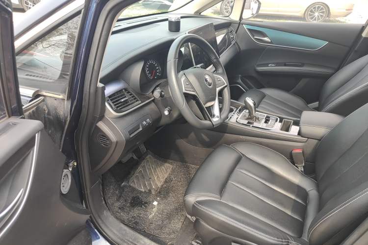 Used BYD Song MAX 2019 1.5T Automatic Smart Connect Prestige Model 6 Seats China VI Standard