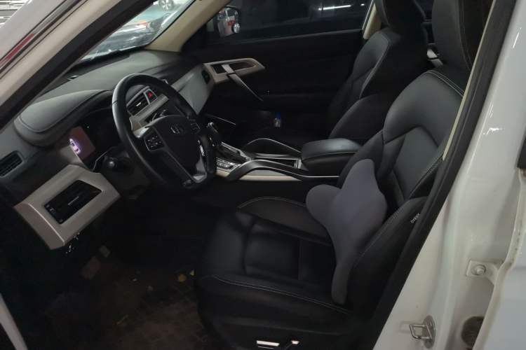 Used Geely Auto Emgrand X7 Sport 2018 1.8TD Automatic Two-Wheel Drive Smart Connect 4G Internet Edition Left Front Seat