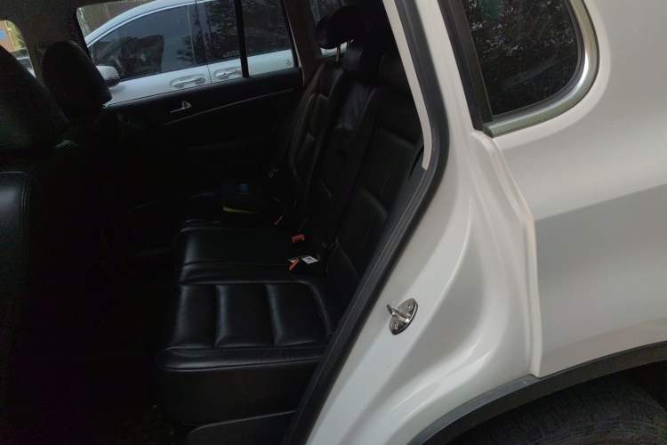 Used Volkswagen Tiguan 2016 300TSI Automatic Two-Wheel Drive Luxury Edition