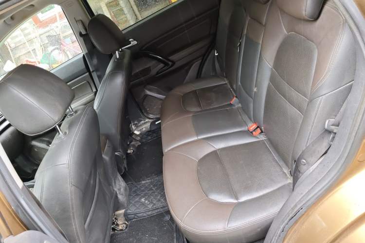Used GAC Trumpchi GS4 2015 200T Manual Luxury Edition Left Rear Seat