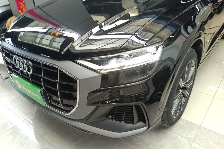 Used Audi Q8 2019 45 TFSI Prestige Dynamic Edition Left Front Headlight