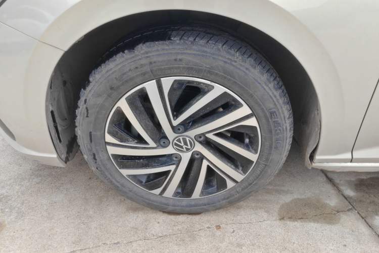 Used Volkswagen Lavida 2022 280TSI DSG Comfort Edition Left Front Wheel Hub