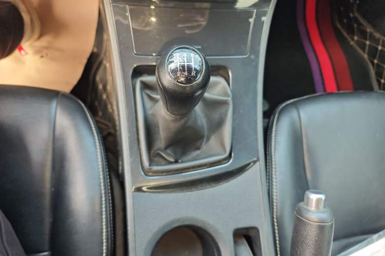 Used Mazda Mazda 3 2015 Sedan 1.6L Manual Comfort Model
