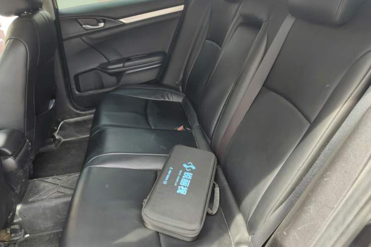 Used Honda Civic 2016 220TURBO CVT Luxury Edition
