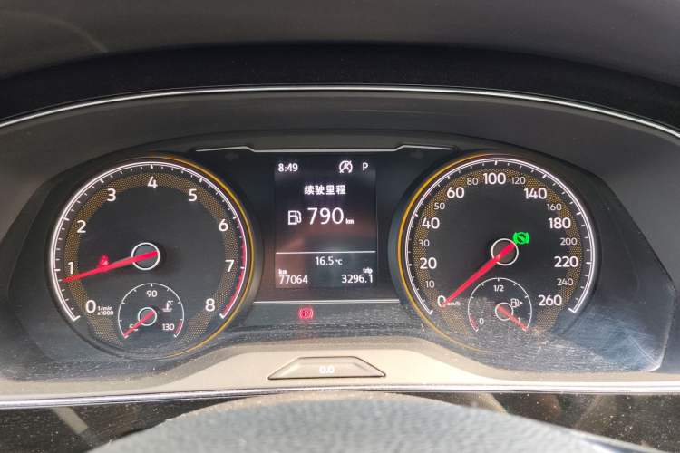 Used Volkswagen Passat 2020 Facelift 330TSI Elite Edition China VI Standard
