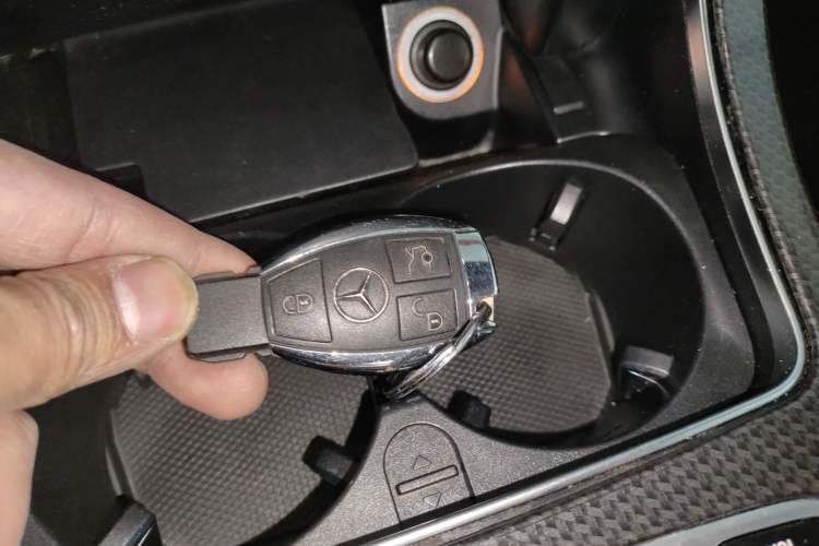 Used Mercedes-Benz C-Class 2017 C 200 4MATIC Coupe