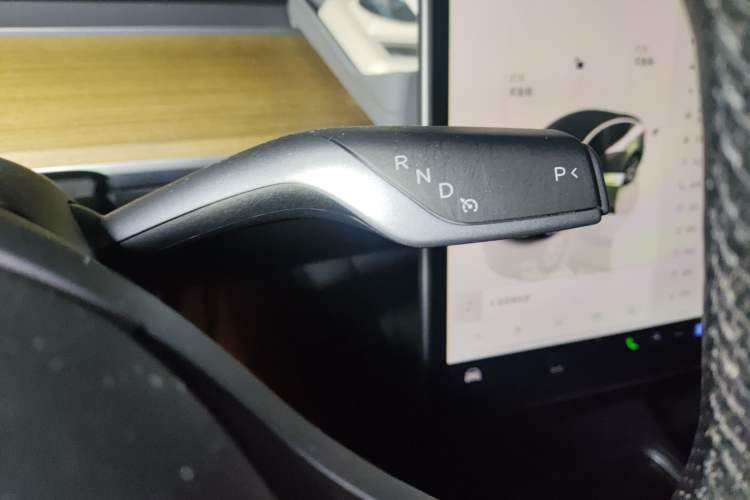 Used Tesla Model Y 2022 Rear-Wheel-Drive Version
