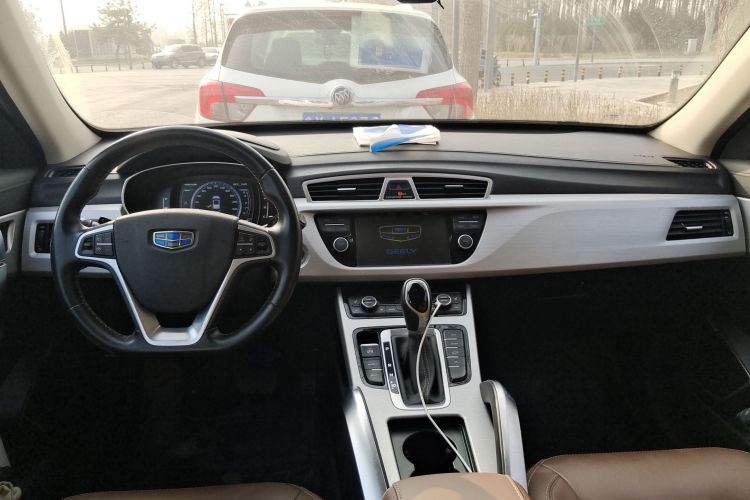 Used Geely Auto Emgrand X7 Sport 2016 1.8TD Automatic ZhiZun Version Interior 2