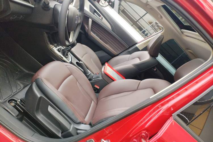 Used CHANGAN CS35PLUS 2018 1.6L Manual Changlian Edition China V Standard