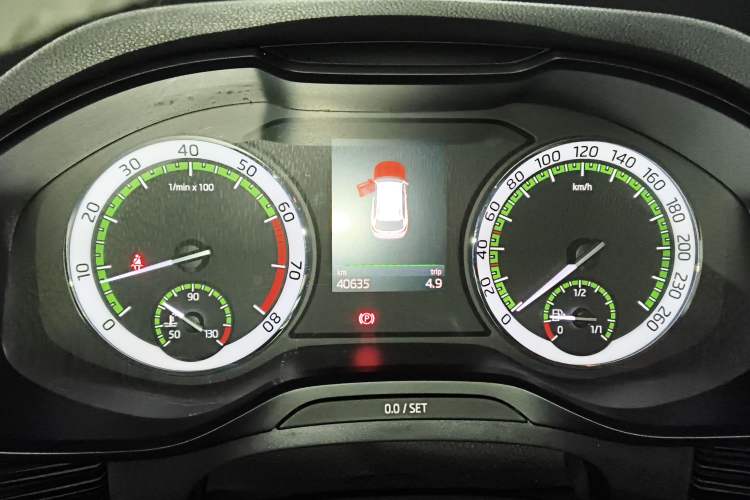 Used Skoda Kodiaq 2017 TSI330 7-Seater Two-Wheel-Drive Luxury Tech Edition
