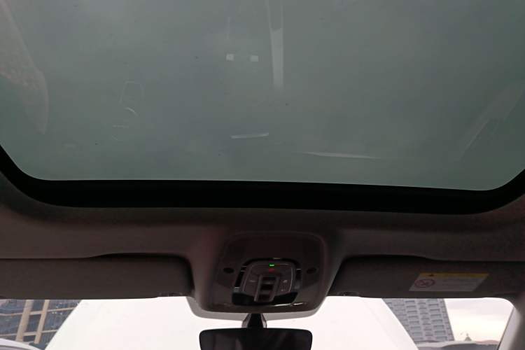 Used Audi A4L 2019 40 TFSI Fashion Edition China VI Emission Standard Headliner