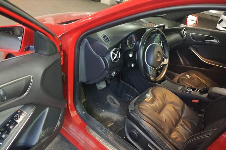 Used Mercedes-Benz A-Class 2013 A 180 Fashion Model Driver Seat