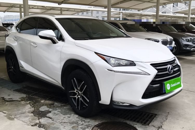 Used Lexus NX 2015 300h Front-Drive Fēngshàng Edition Front Right 45 Deg