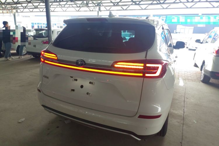 Used BYD Song 2021 Classic Edition 1.5T Automatic Elite Model
