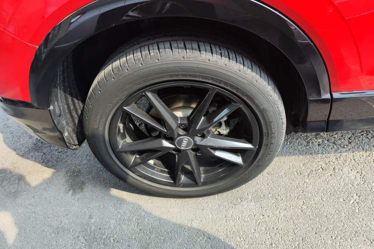 Used Audi Q2L 2018 35 TFSI Launch Exclusive Edition China VI
