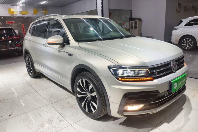 Used Volkswagen Tiguan L 2019 Restyled 330TSI Automatic Two-Wheel Drive R-Line Flagship Version China VI Standard