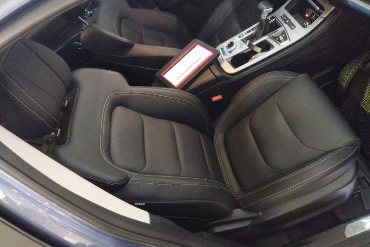 Used JETOUR X70 PLUS 2021 1.5T DCT Mountain 7-Seater
