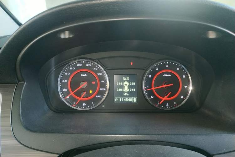 Used SAIC MAXUS G10 2019 Facelift PLUS 2.0T Automatic Elite Edition China VI