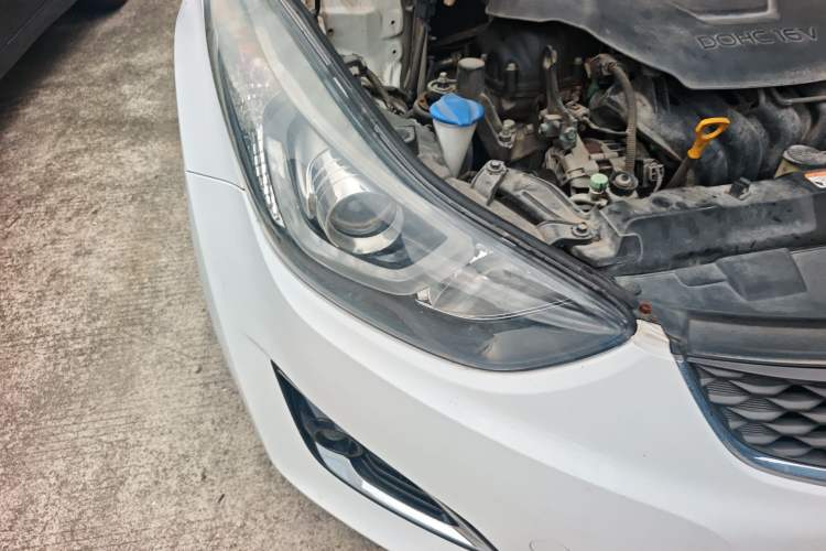 Used Hyundai Elantra (5th Generation / Langdong) 2016 1.6L Automatic Prestige Model Right Front Headlight